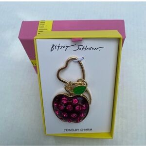 NWT 🍎 Betsey Johnson 🍎 Apple bag clip